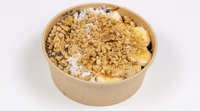 Peanut Butter Energy Açaí Bowl.